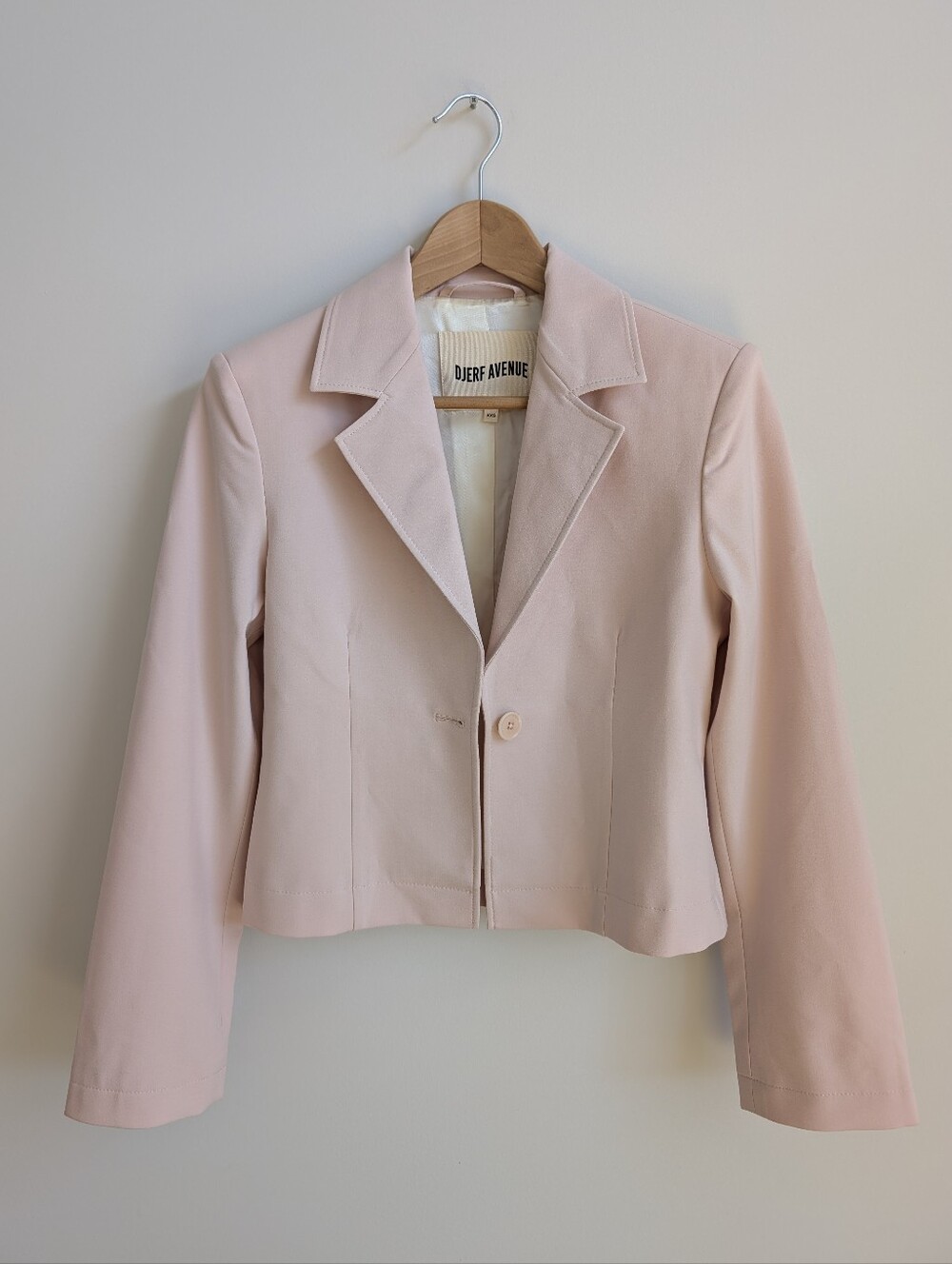 Djerf Avenue XXS Pale Light Pink Short Single Button Blazer Jacket